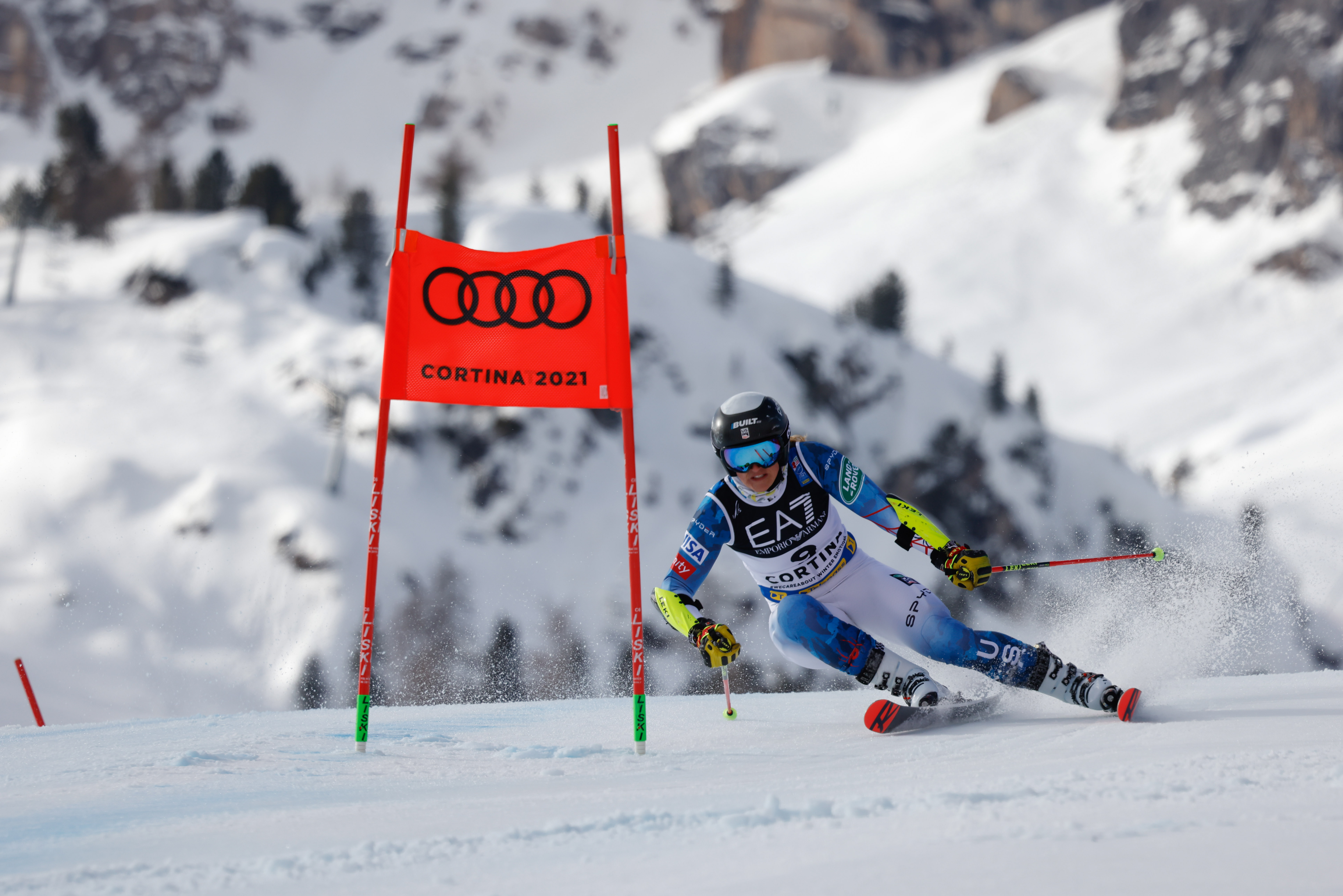 Paula Moltzan competes in Tuesday's parallel at World Championships