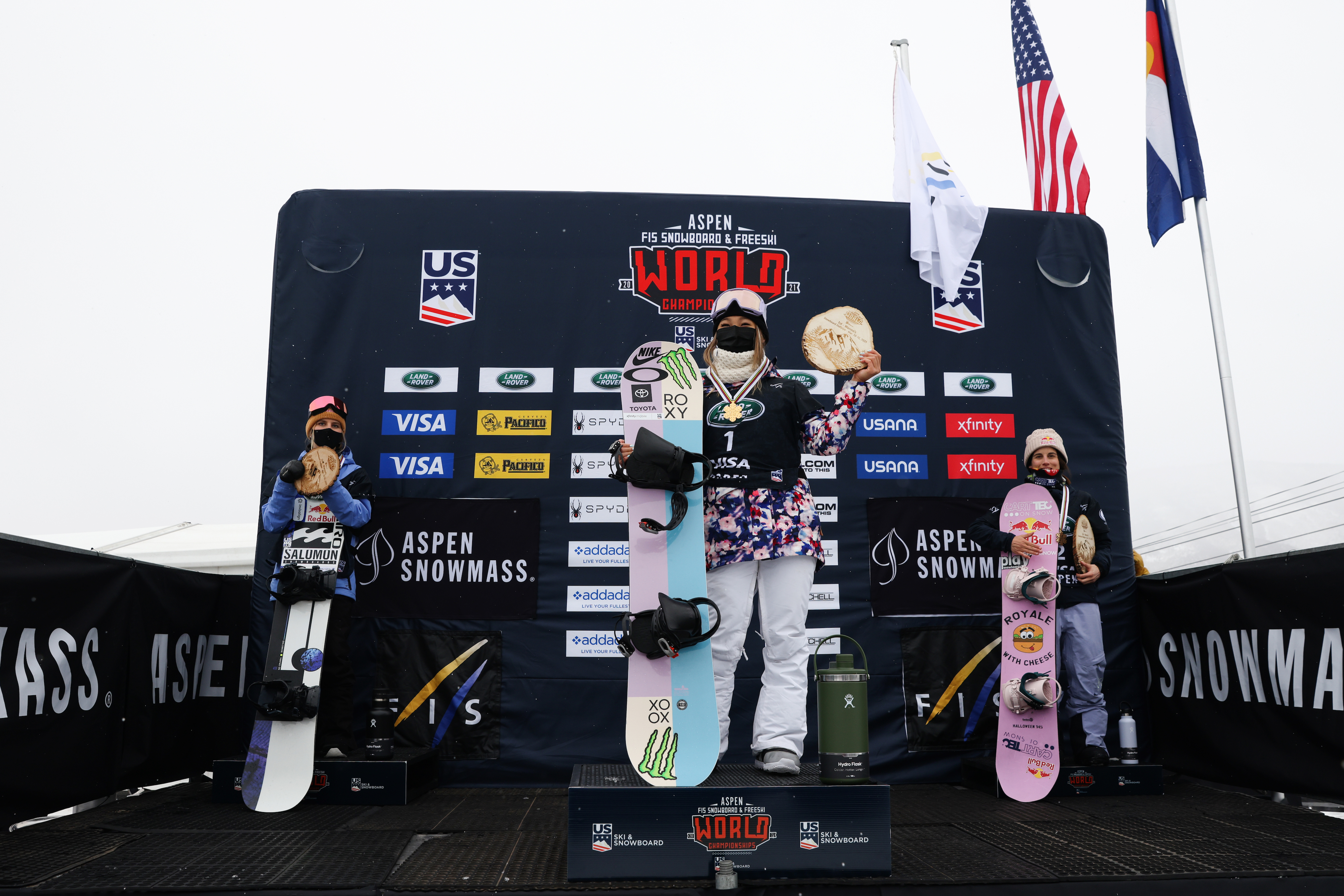 Women's snowboard halfpipe podium 