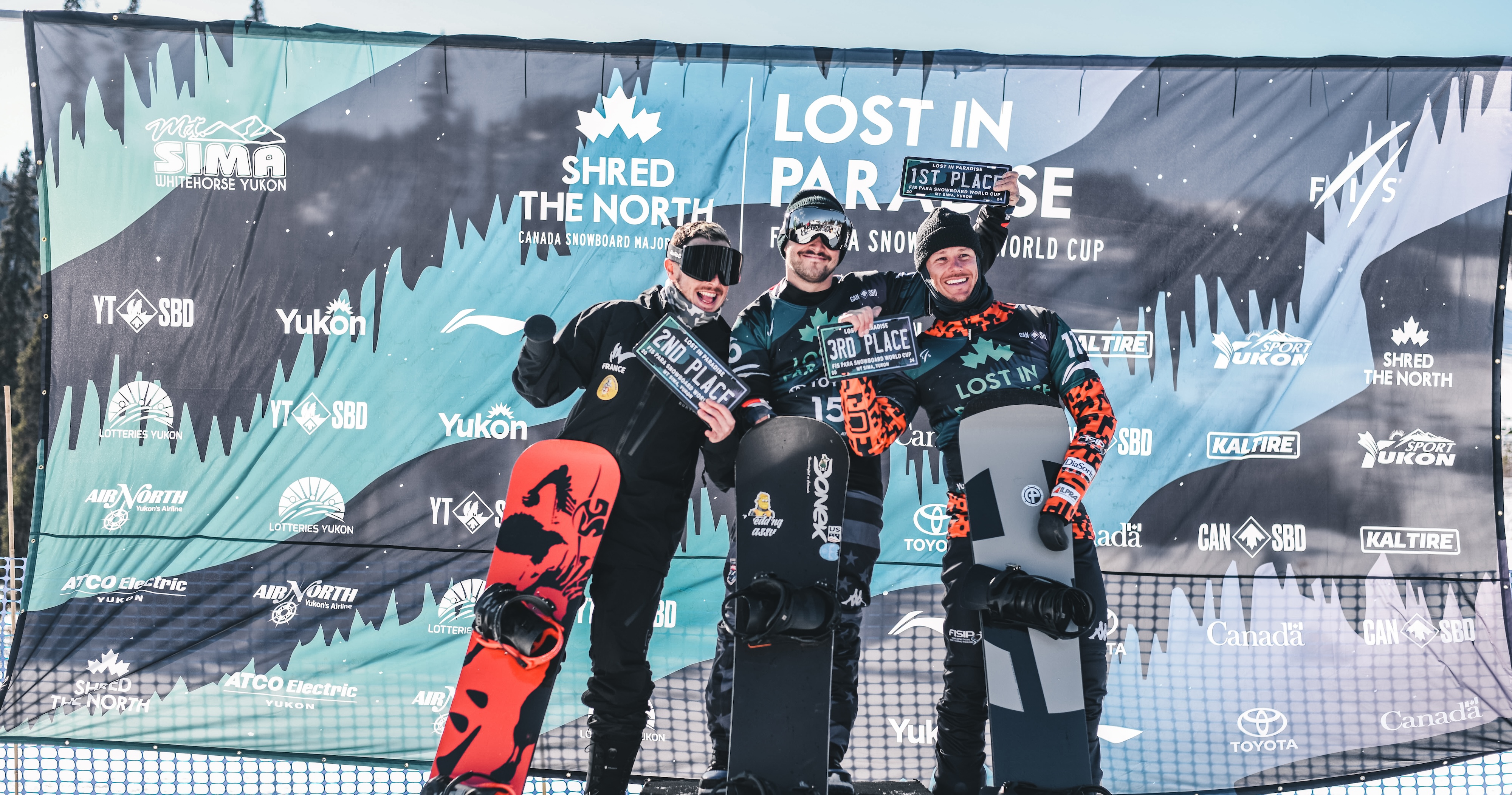 Mike Minor on top of the podium in Mt. Sima