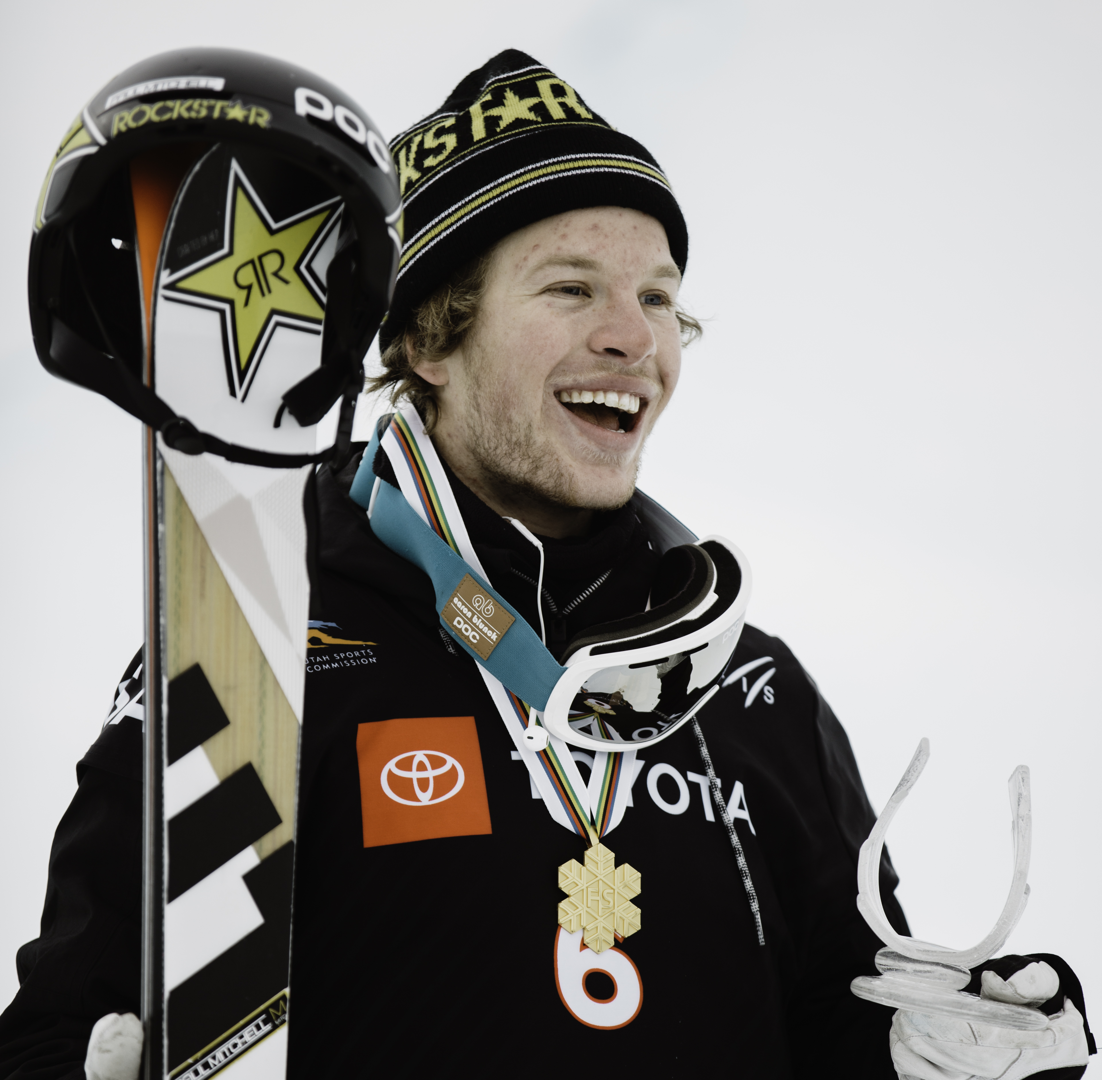Aaron Blunck at the Freeski Halfpipe Finals.