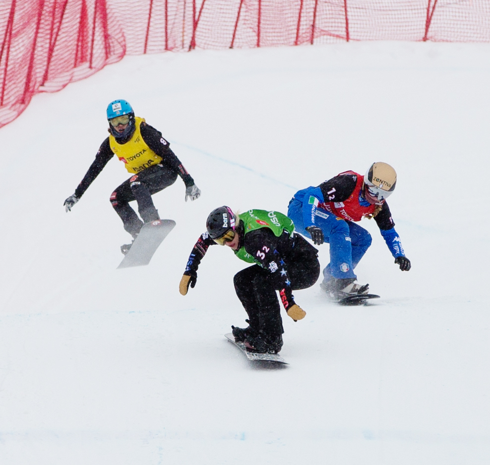 Lindsey Jacobellis at the mixed-team snowboardcross.