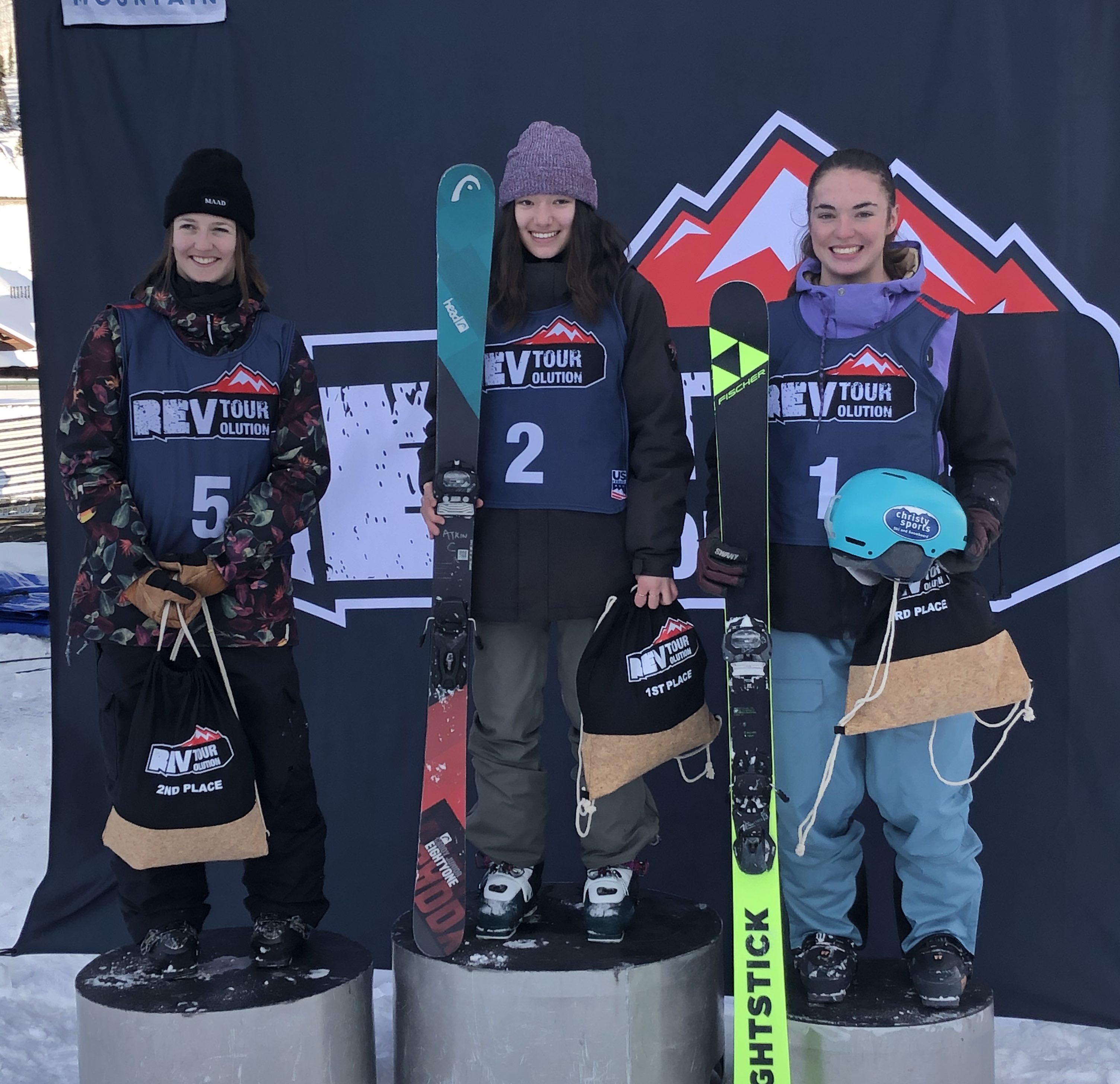 ski womens day 1