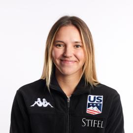 Tess Johnson headshot image