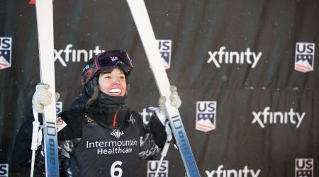 Tess Johnson wins bronze during the 2019 Dual Moguls World Championships