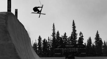 David Wise catching air in the Halfpipe.